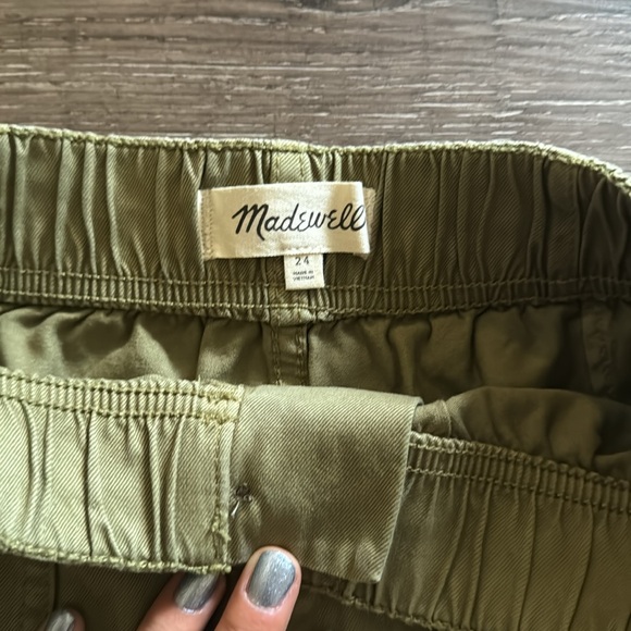 Madewell Shorts - Picture 2 of 3